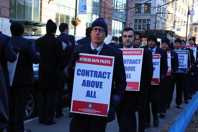 JetBlue, United And Delta Face Union Pressure As Airlines Remain A Labor Stronghold (forbes.com)