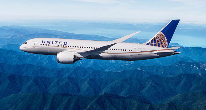 United Airlines Loses Challenge to Union Drive (Bloomberg)