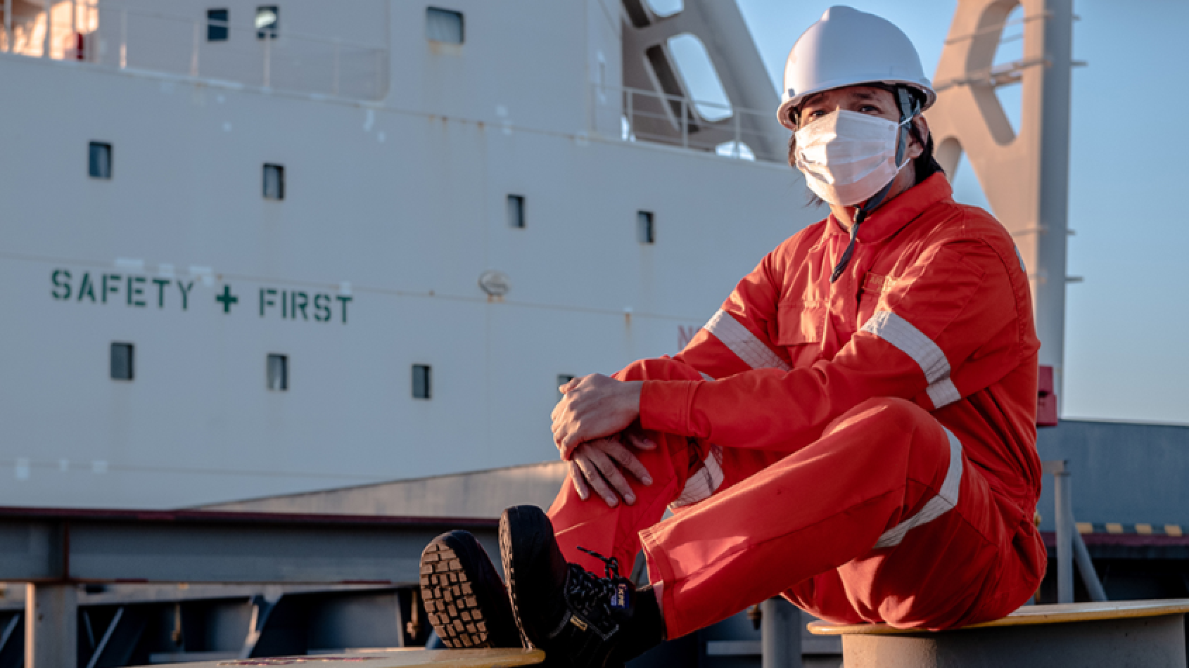 Seafarers, air transport workers must be prioritised for vaccine